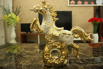 【陶瓷如意馬特色工藝品擺件 開張開業(yè)招財禮品大擺件廠家批發(fā)】價格,廠家,圖片,陶瓷工藝品,潮州市楓溪區(qū)青鋒陶瓷顏料廠-